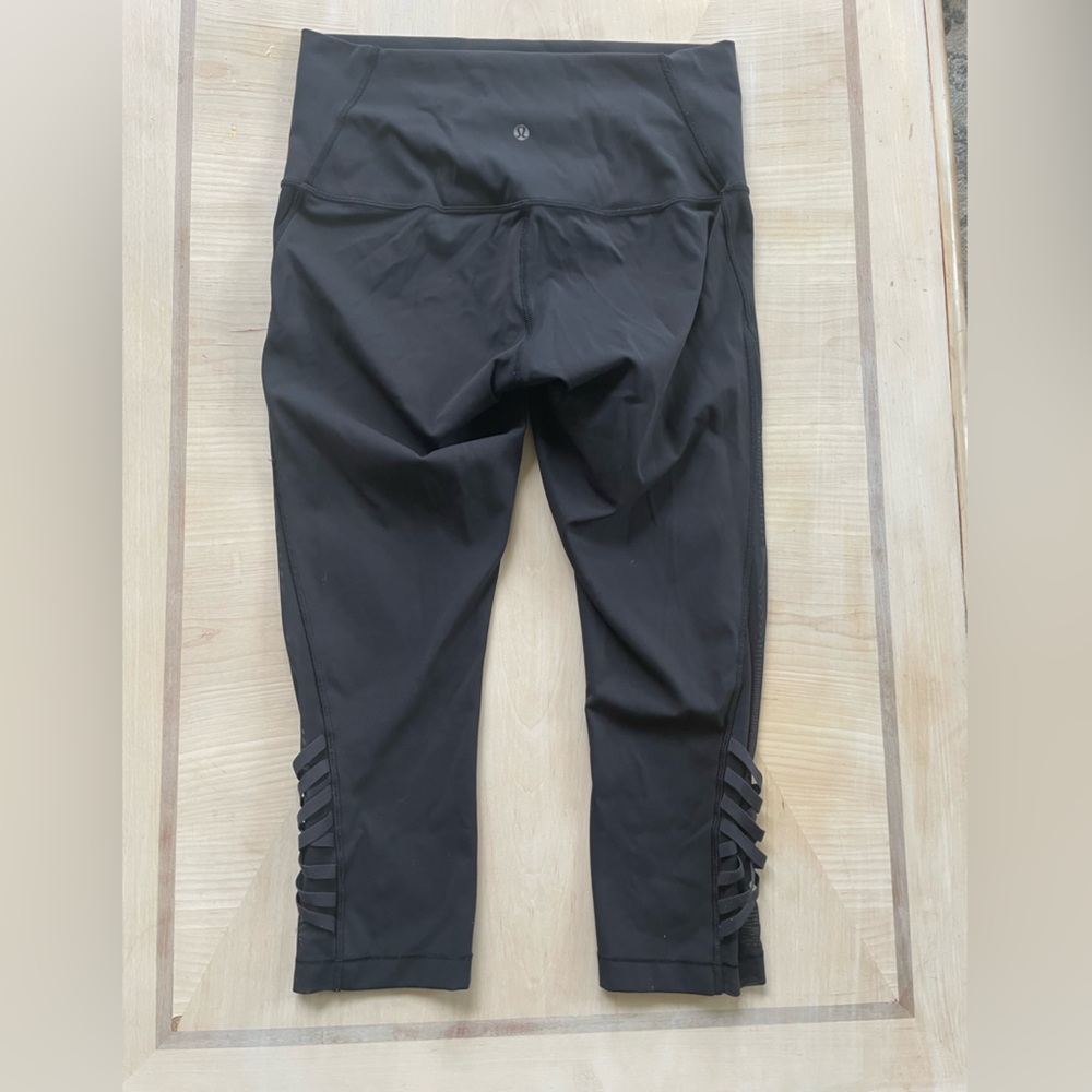 Lululemon Athletica Size 10 Black Capri Legging Bundle Size 10 - Picture 6 of 12